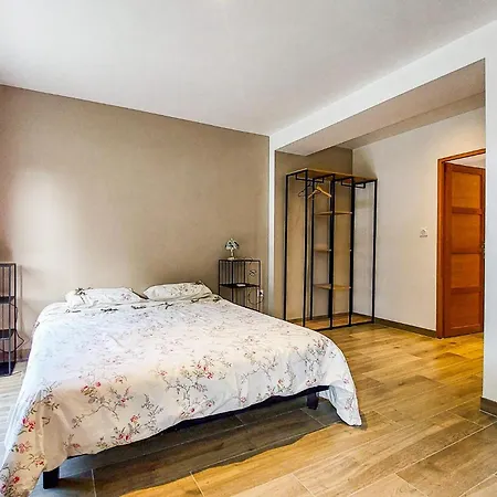 Luxueuse Avec Piscine Дом отдыха